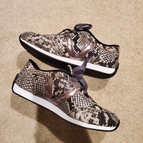 Volatile Snake Claremont python sneakers 👟 - Picture 2 of 4